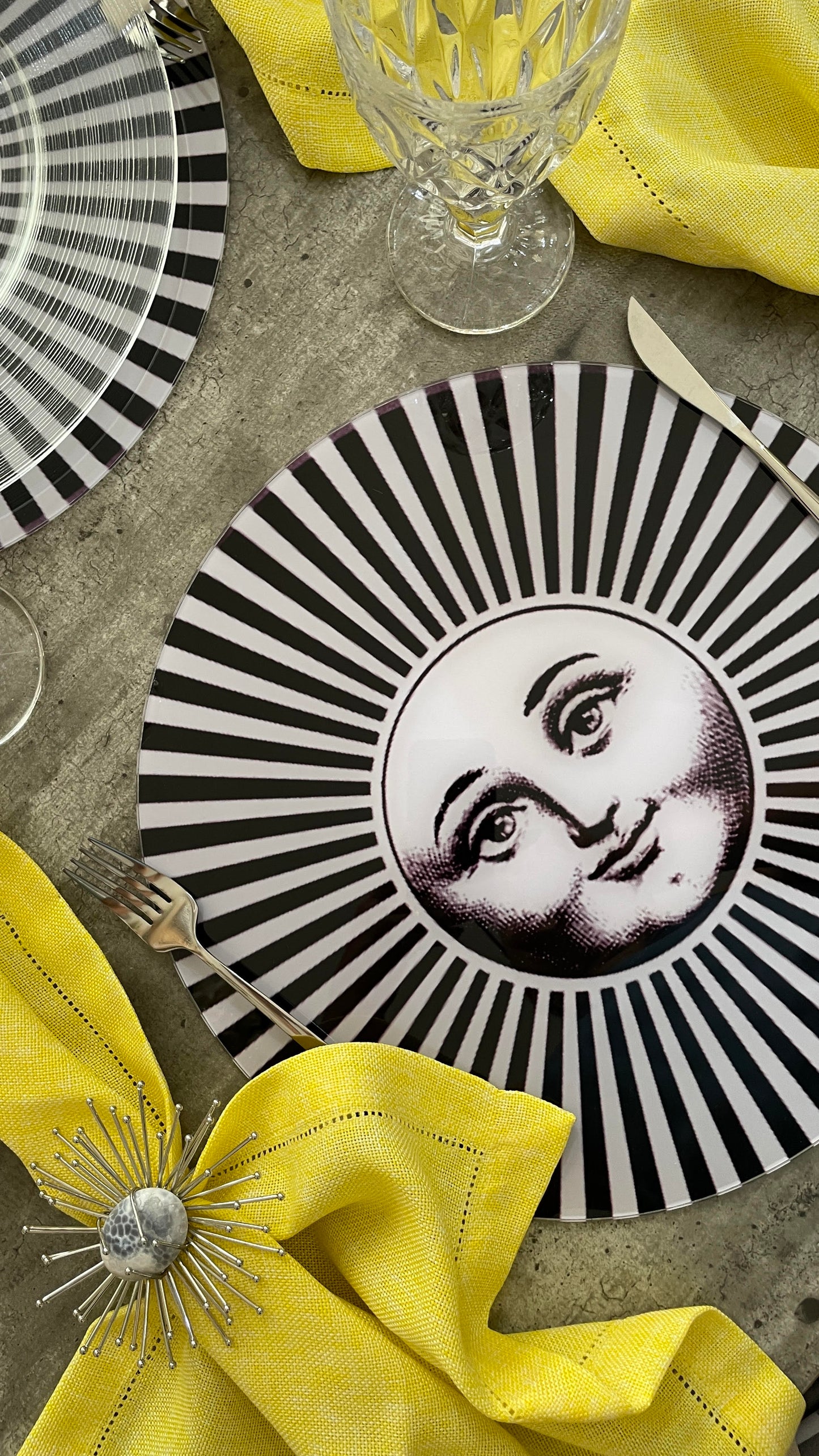 PLATO BASE ACRÍLICO LUNA (4 PZ)