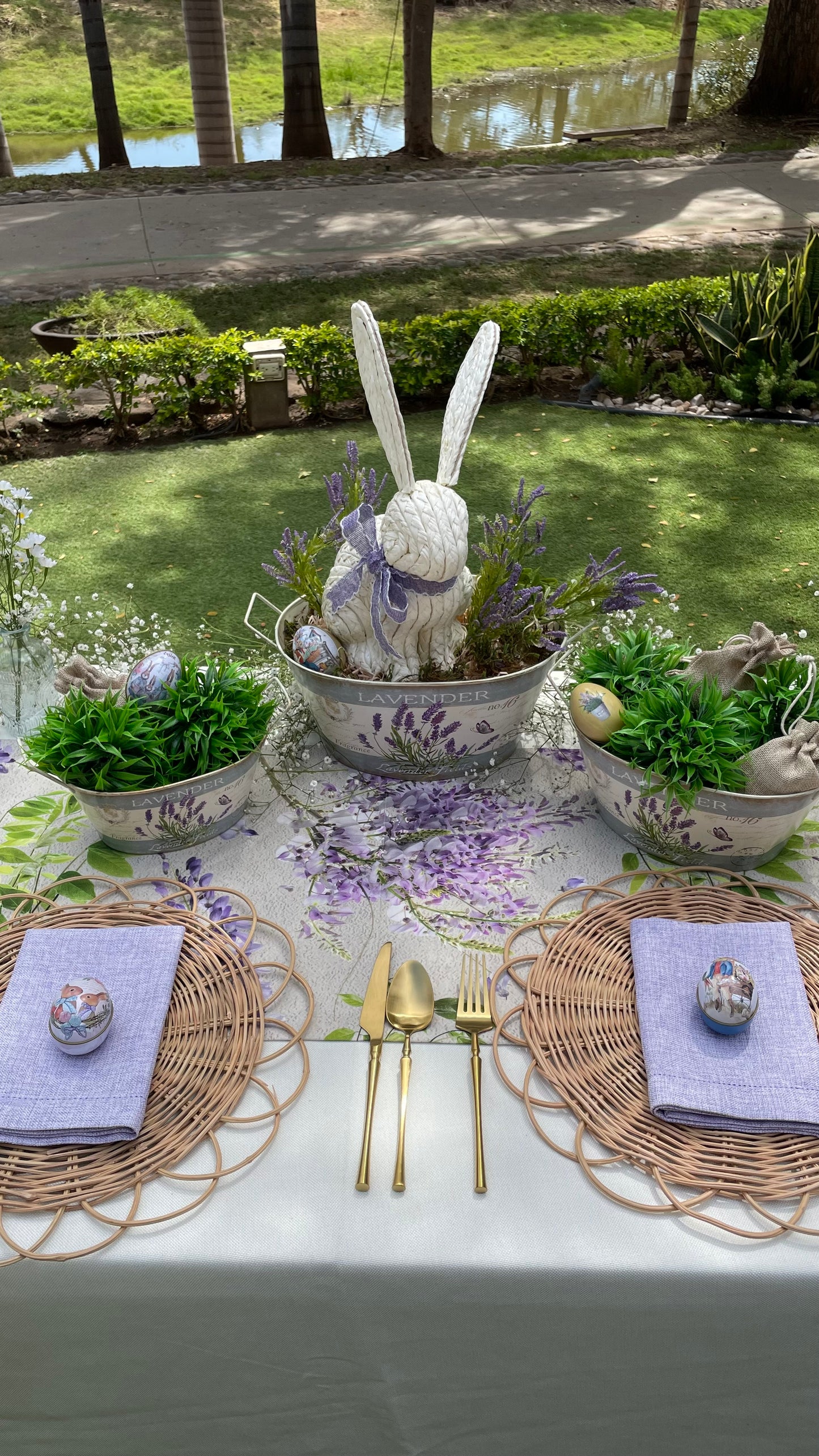 “TRÍO EASTER LAVANDA” CENTRO DE MESA