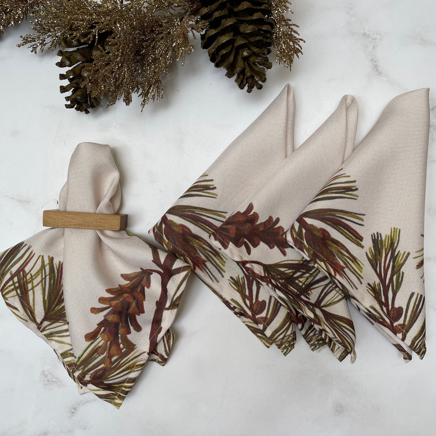 SERVILLETA PINECONES (4 PZ)