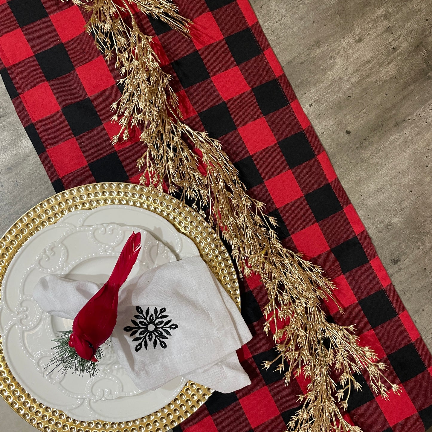 GUIRNALDA METÁLICA ORO