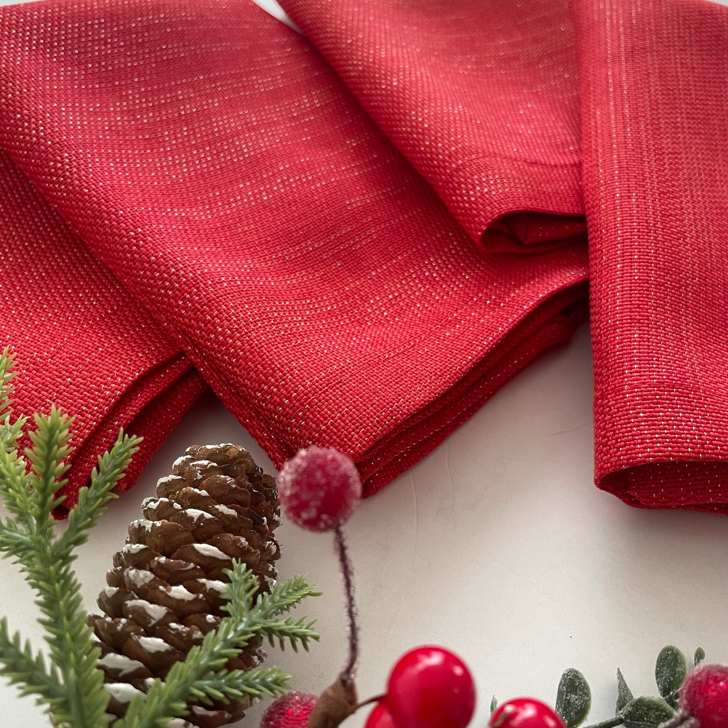 SERVILLETA ROJO METÁLICO (4PZ)