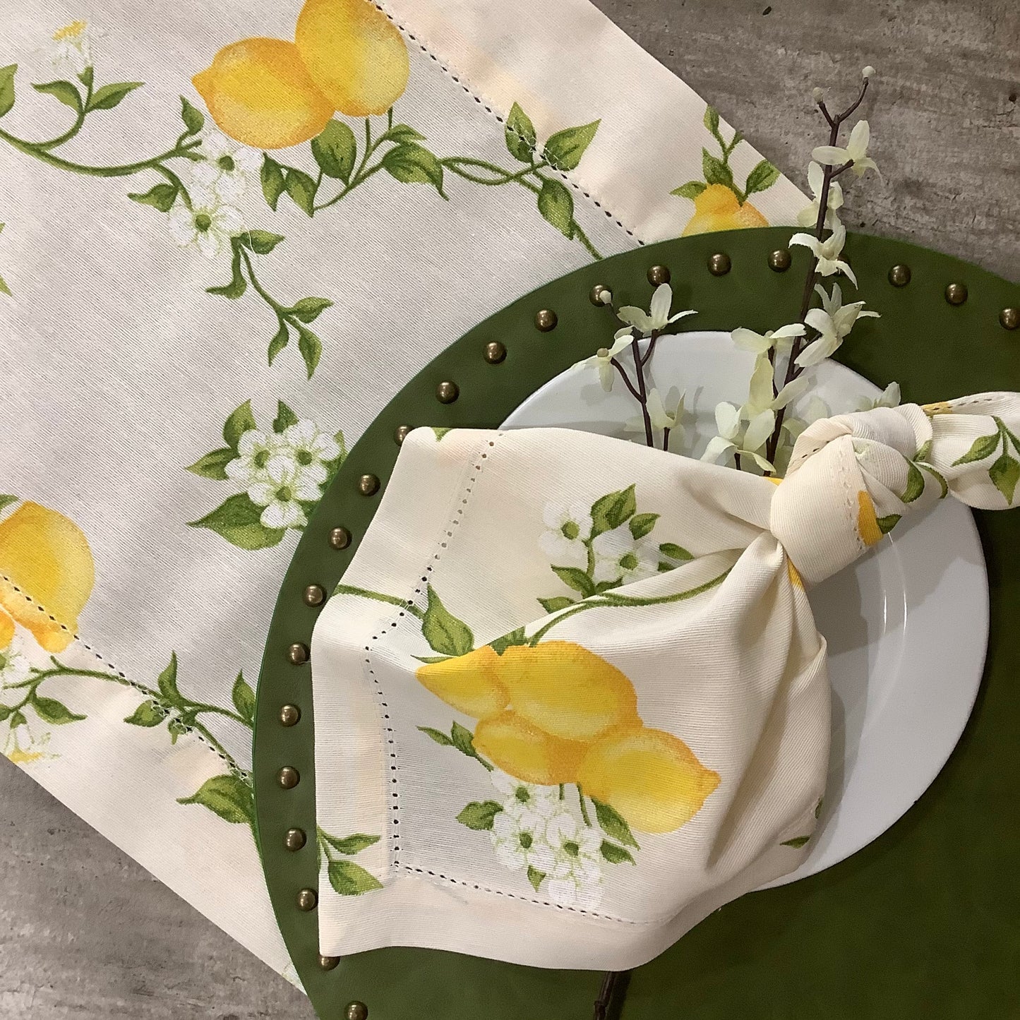 CAMINO DE MESA LIMONES BEIGE