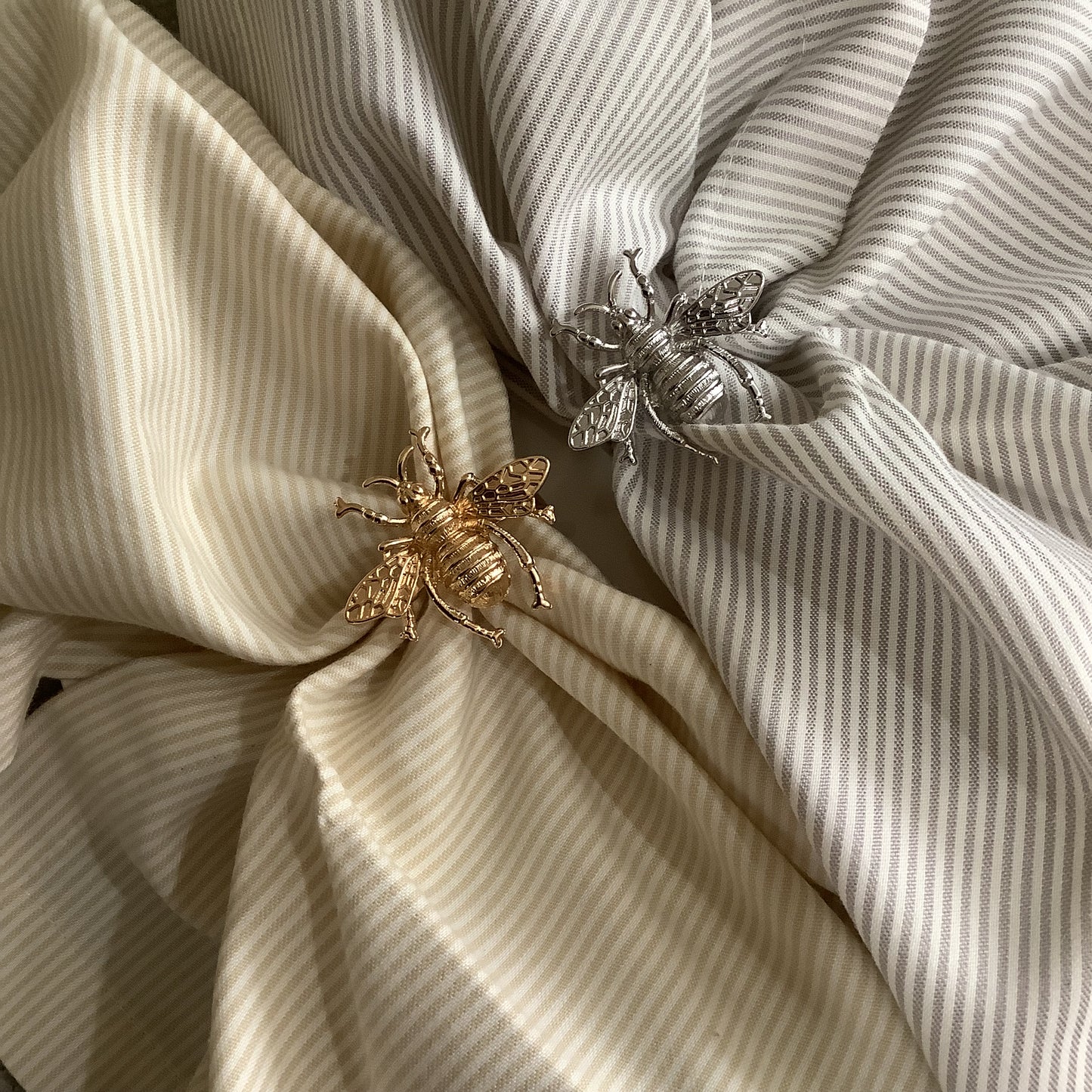 SERVILLETERO ABEJAS (4 PZ) (Colores)