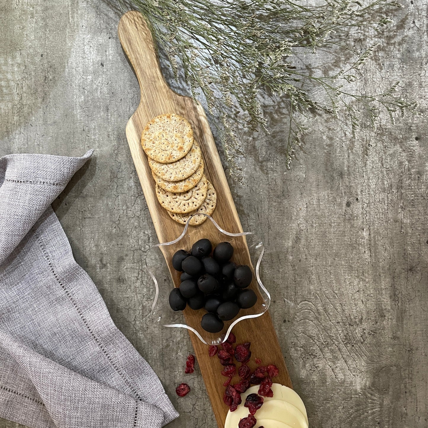 TABLA ALARGADA DE MADERA