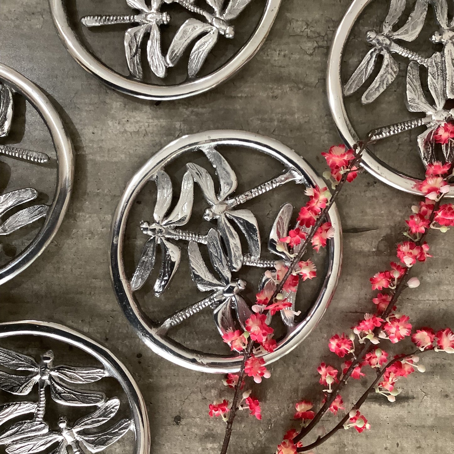 PORTACALIENTES PEWTER LIBÉLULAS