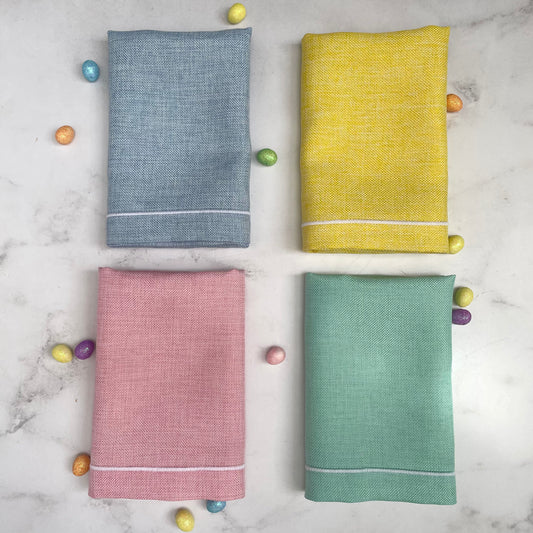 SERVILLETAS LISAS PASCUA PASTEL