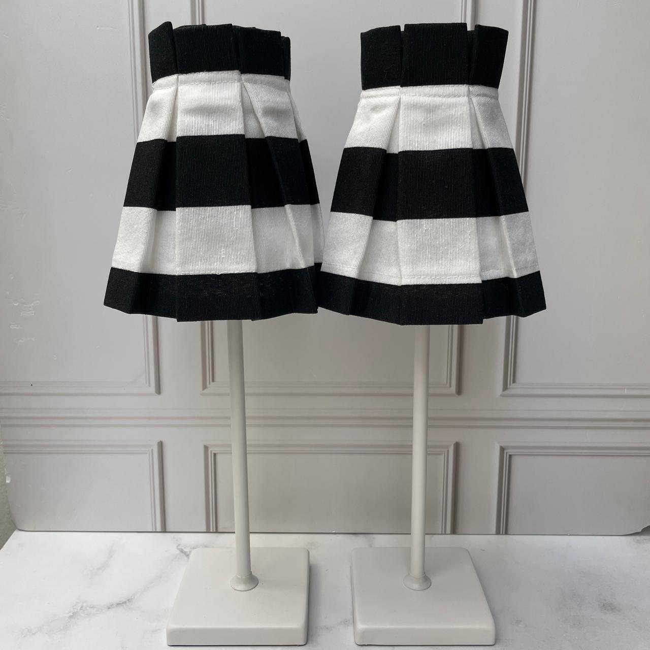 LÁMPARA BLANCA CON PANTALLA DE TELA ( 5 VARIANTES)